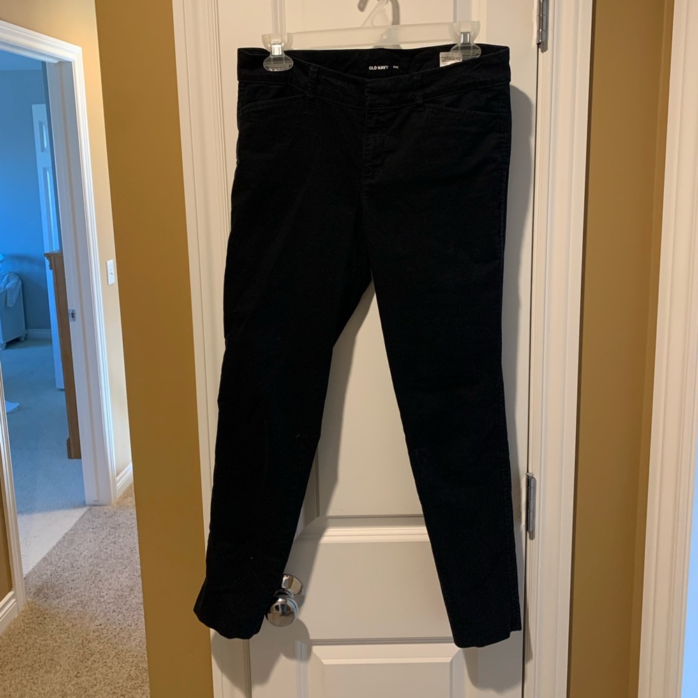 Old navy Black pixie pants • small